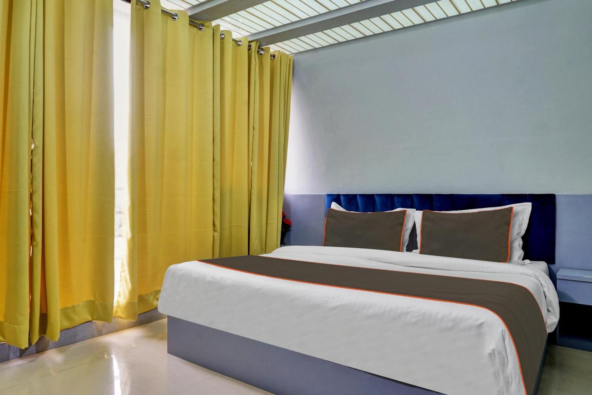 Collection O Baner Executive Stays Pune Exterior foto
