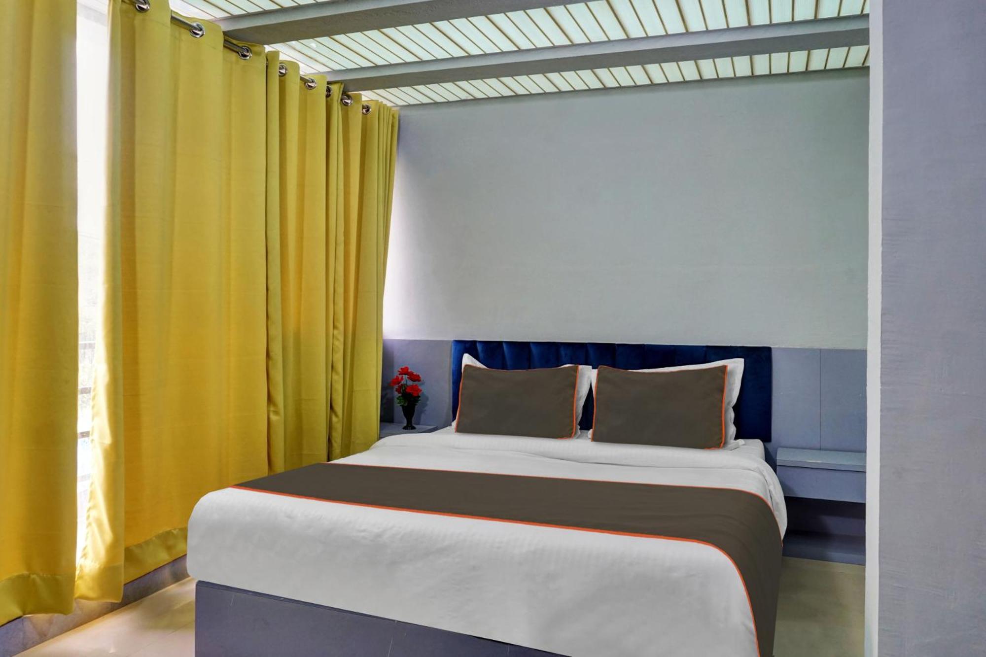 Collection O Baner Executive Stays Pune Exterior foto