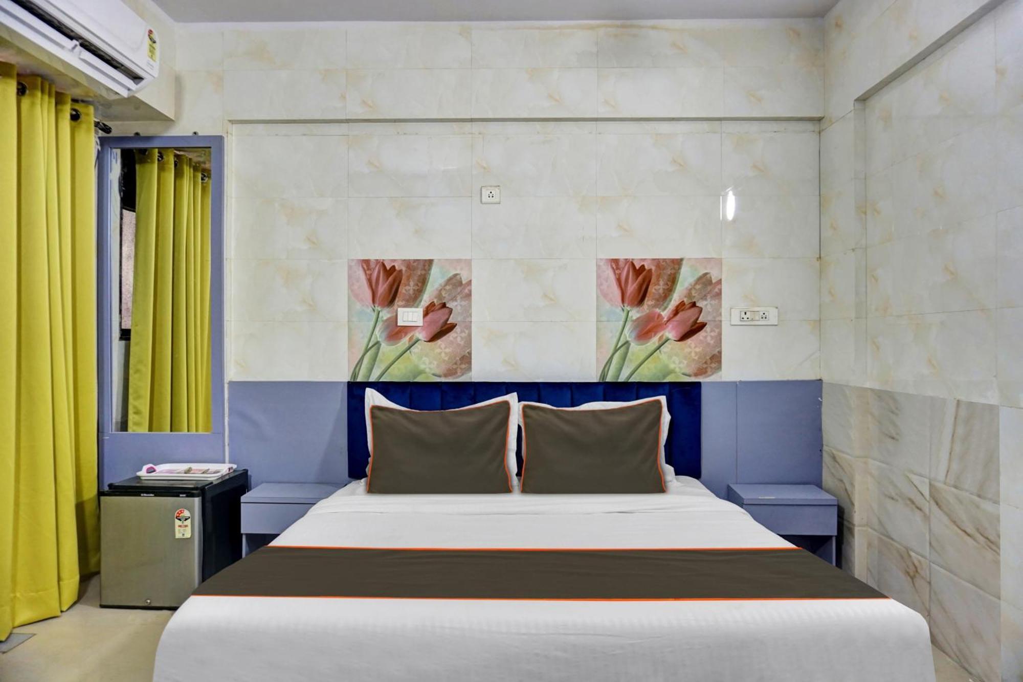 Collection O Baner Executive Stays Pune Exterior foto